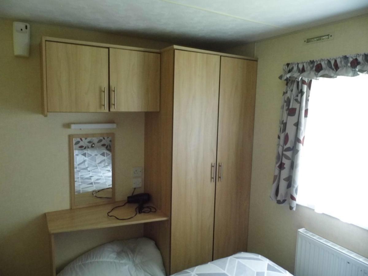 Oakdene -3 Bedroom Caravan Weeley Buitenkant foto