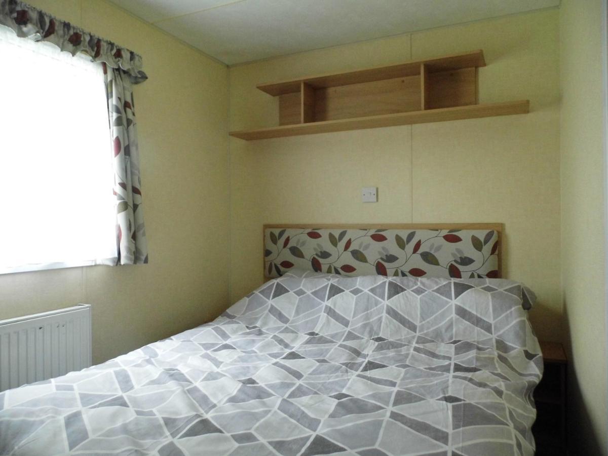 Oakdene -3 Bedroom Caravan Weeley Buitenkant foto